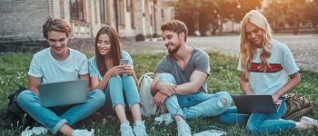 The Pros & Cons of Personal Loans for College (The Right Choice?)